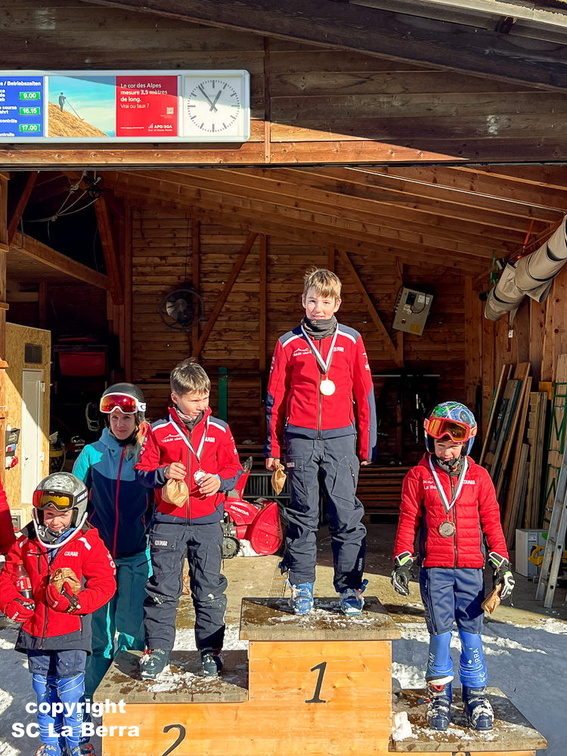 Marie Montibert-Ski-Club La Berra-Course Enfants-2024-100